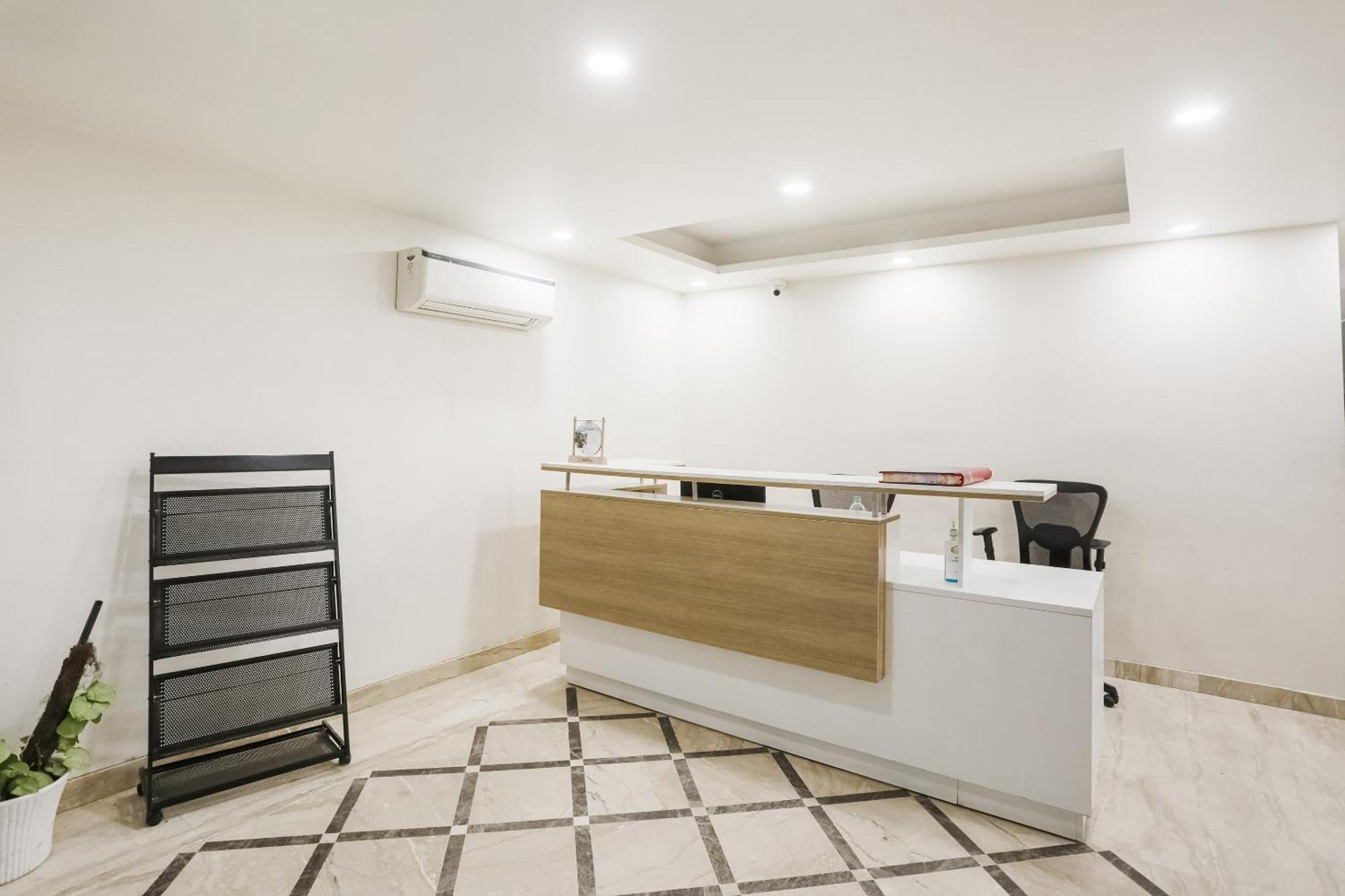 Townhouse The Amv Hotel غورغاون المظهر الخارجي الصورة